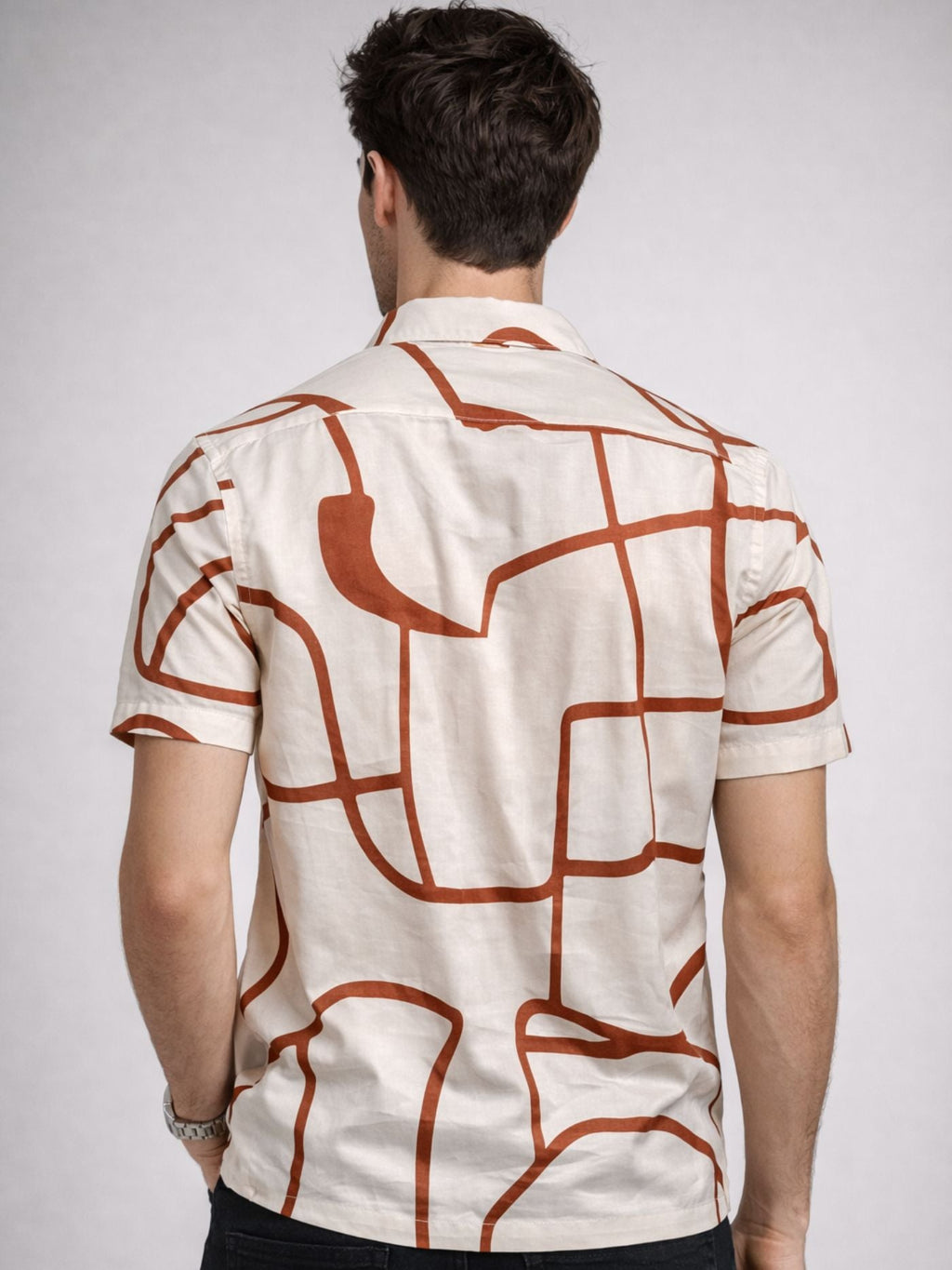 Back view of abstract pattern men shirt