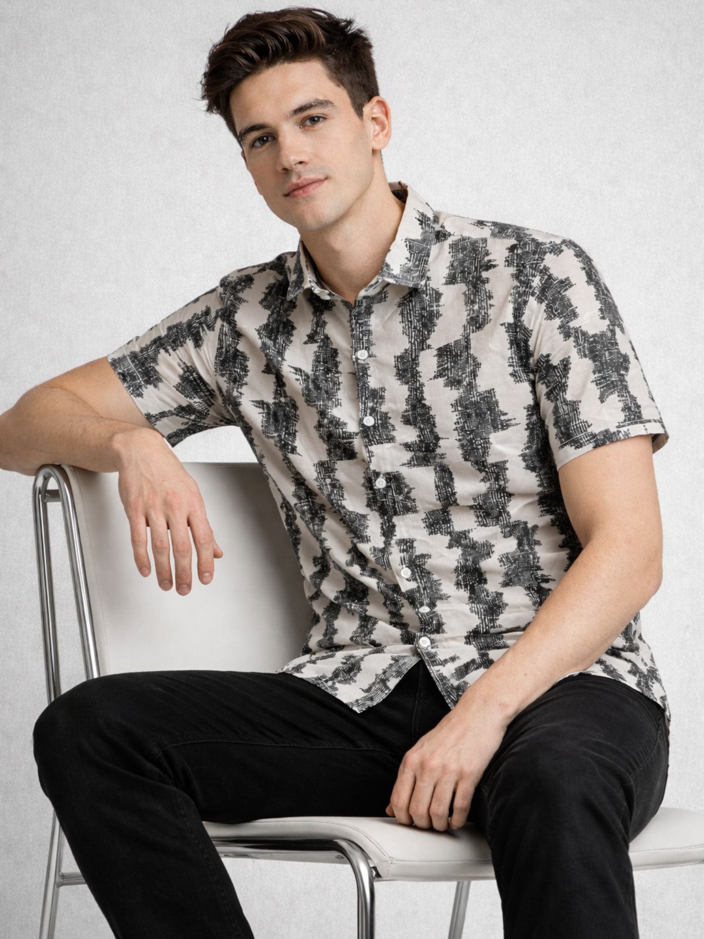 Black brush stroke printed short sleeve shirt for men